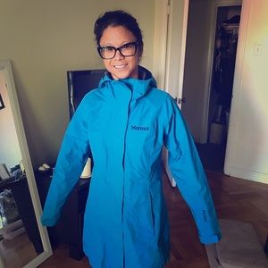 Women’s Marmot Gore-Tex Shell..XS